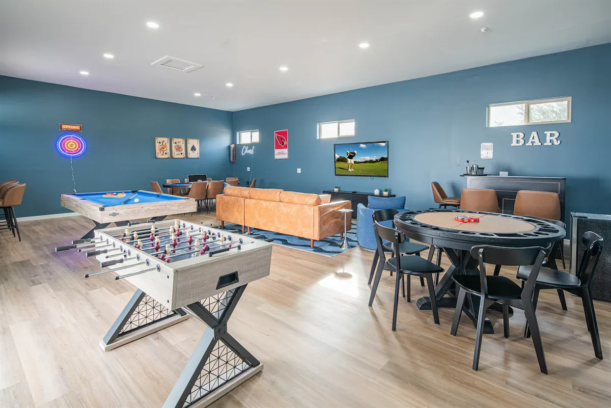 Luxury Estate interior and amenities, photo 10