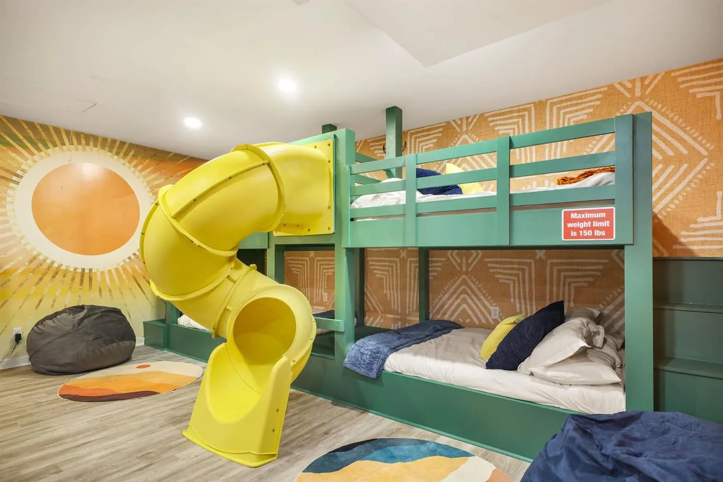The Comfy Coyote interior and amenities, photo 24