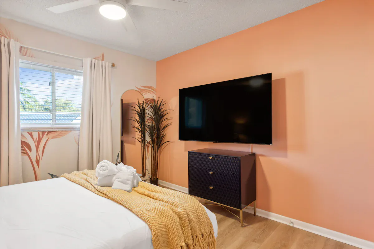 Beach Resort Home interior and amenities, photo 19