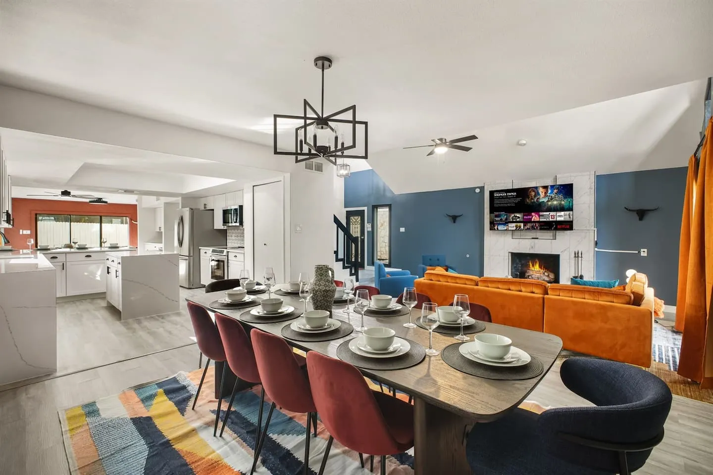 The Comfy Coyote interior and amenities, photo 8