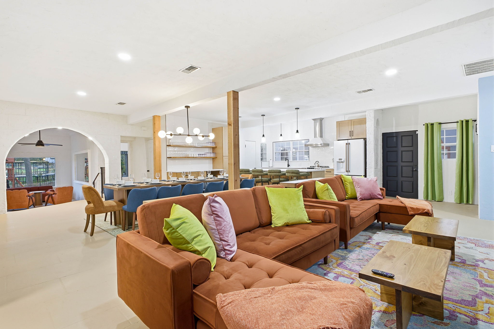 No Bookings? How to Improve Airbnb Occupancy photo