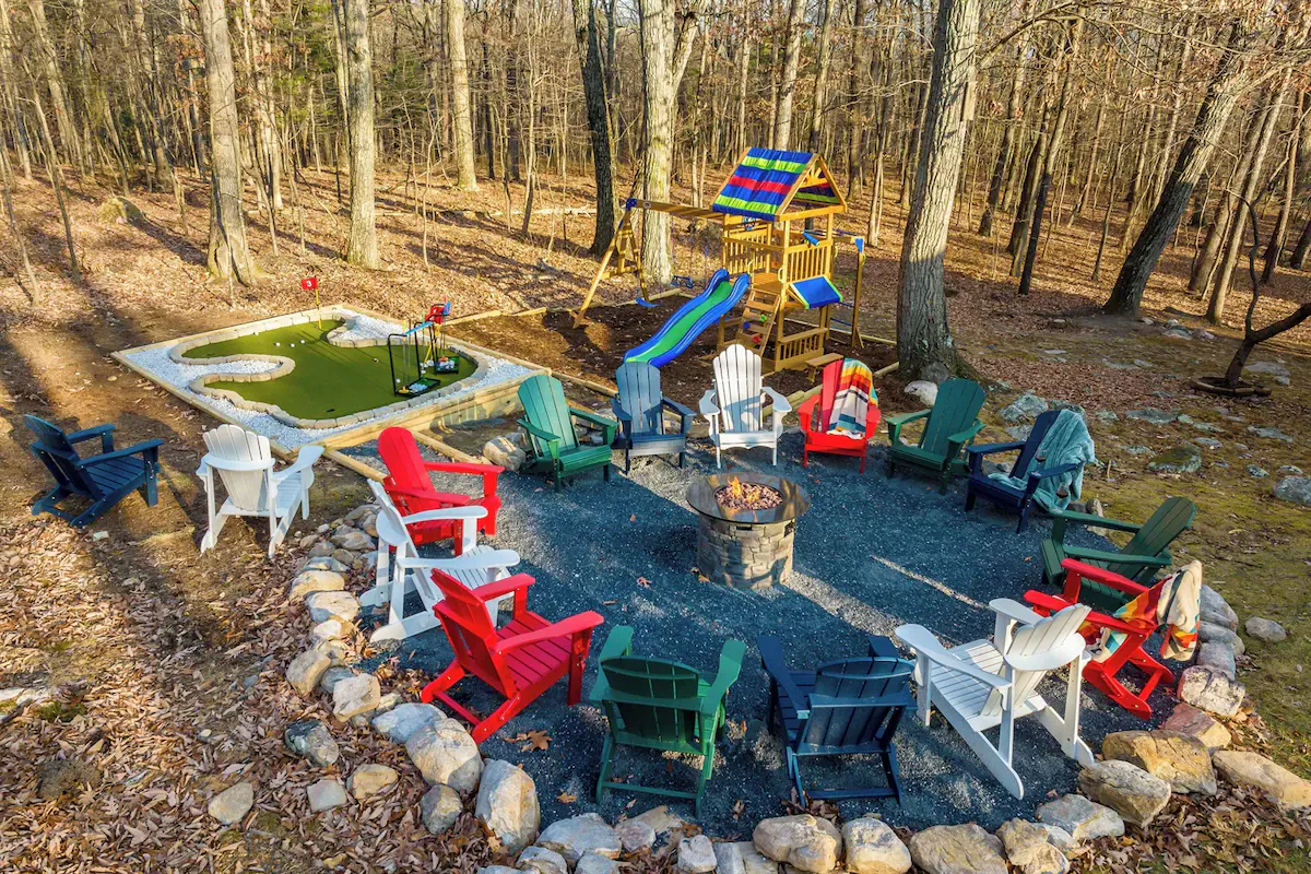 Adventure Haven interior and amenities, photo 14