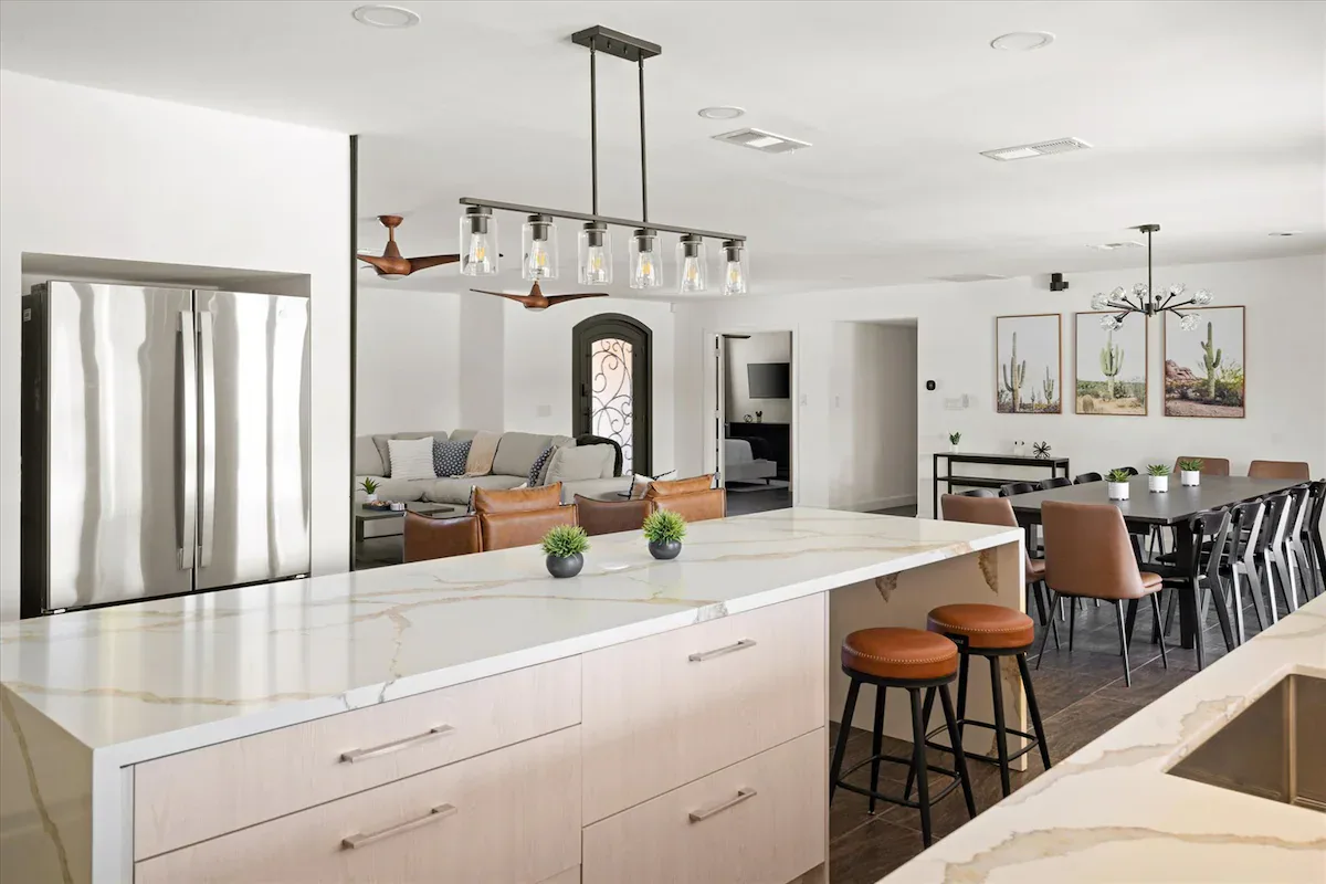 Luxury Estate interior and amenities, photo 17