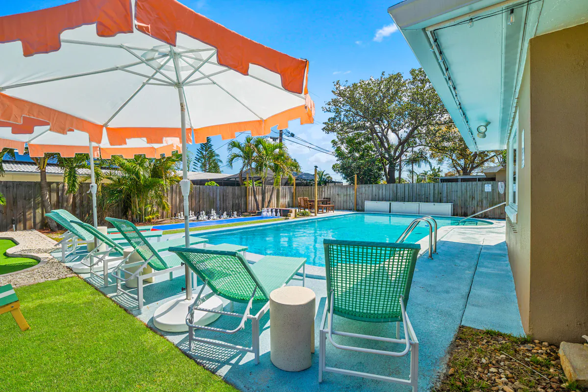 Amenity Overload interior and amenities, photo 21