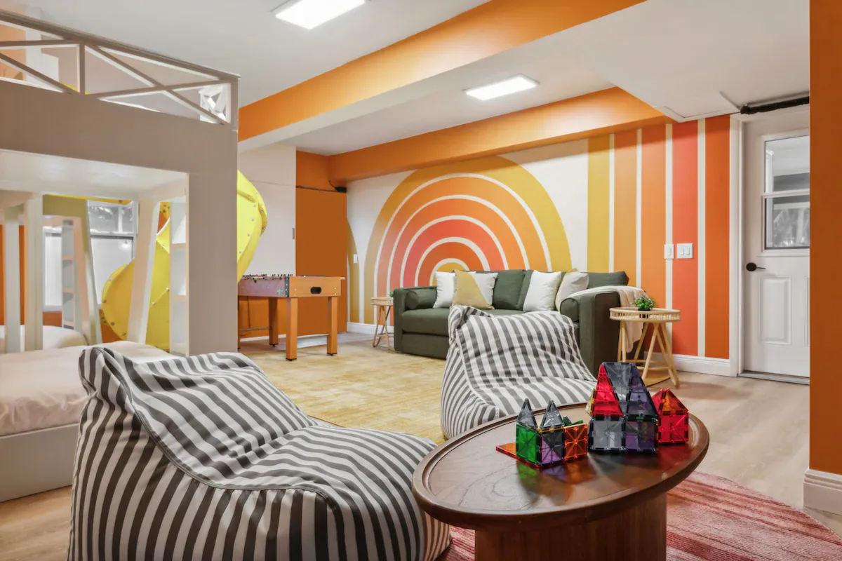 Beach Resort Home interior and amenities, photo 22