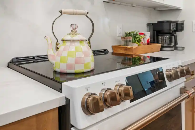 5 Top Hospitality Interior Design Firms for STRs and Hotels photo