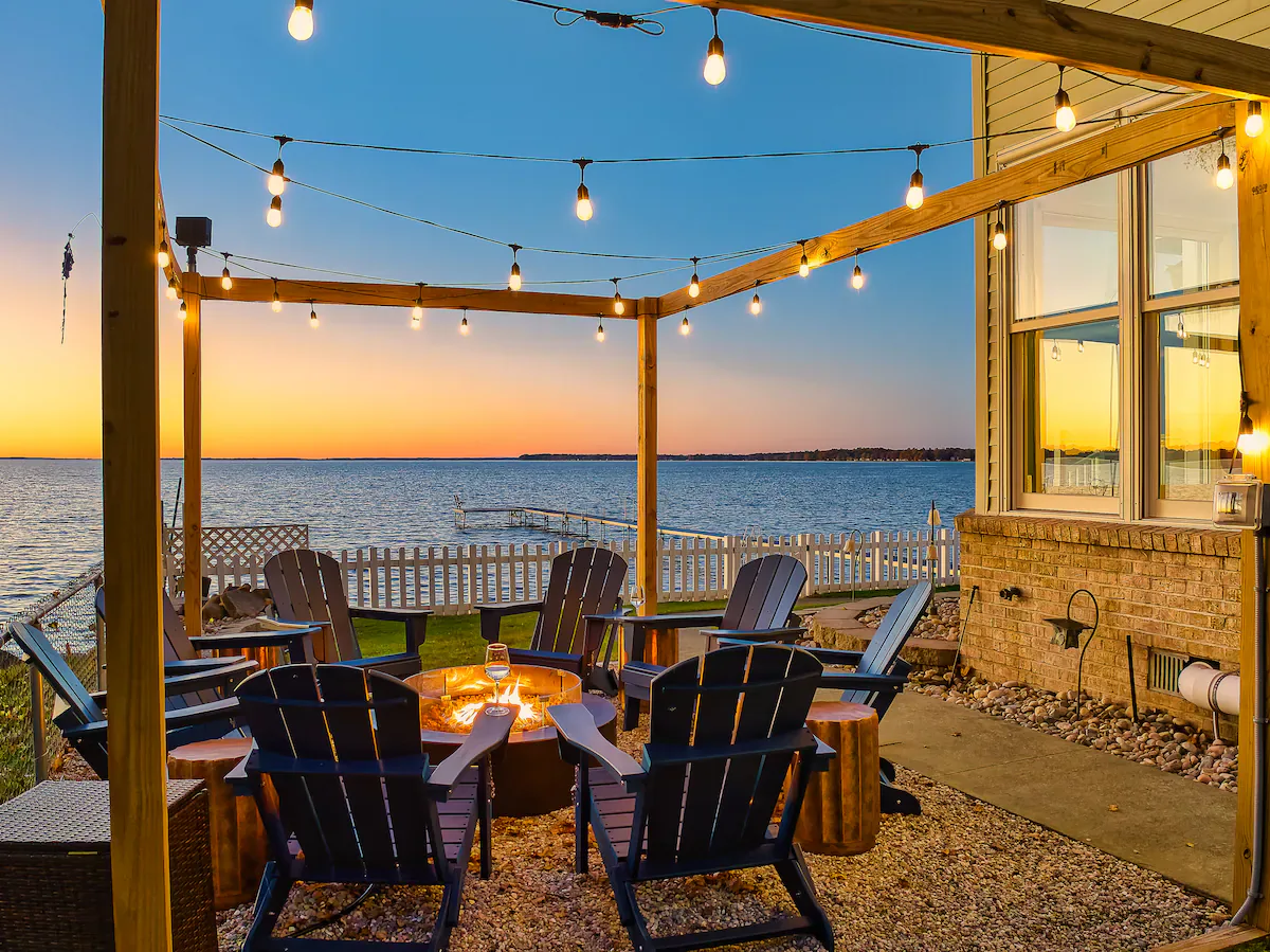 Luxury Lakefront interior and amenities, photo 14