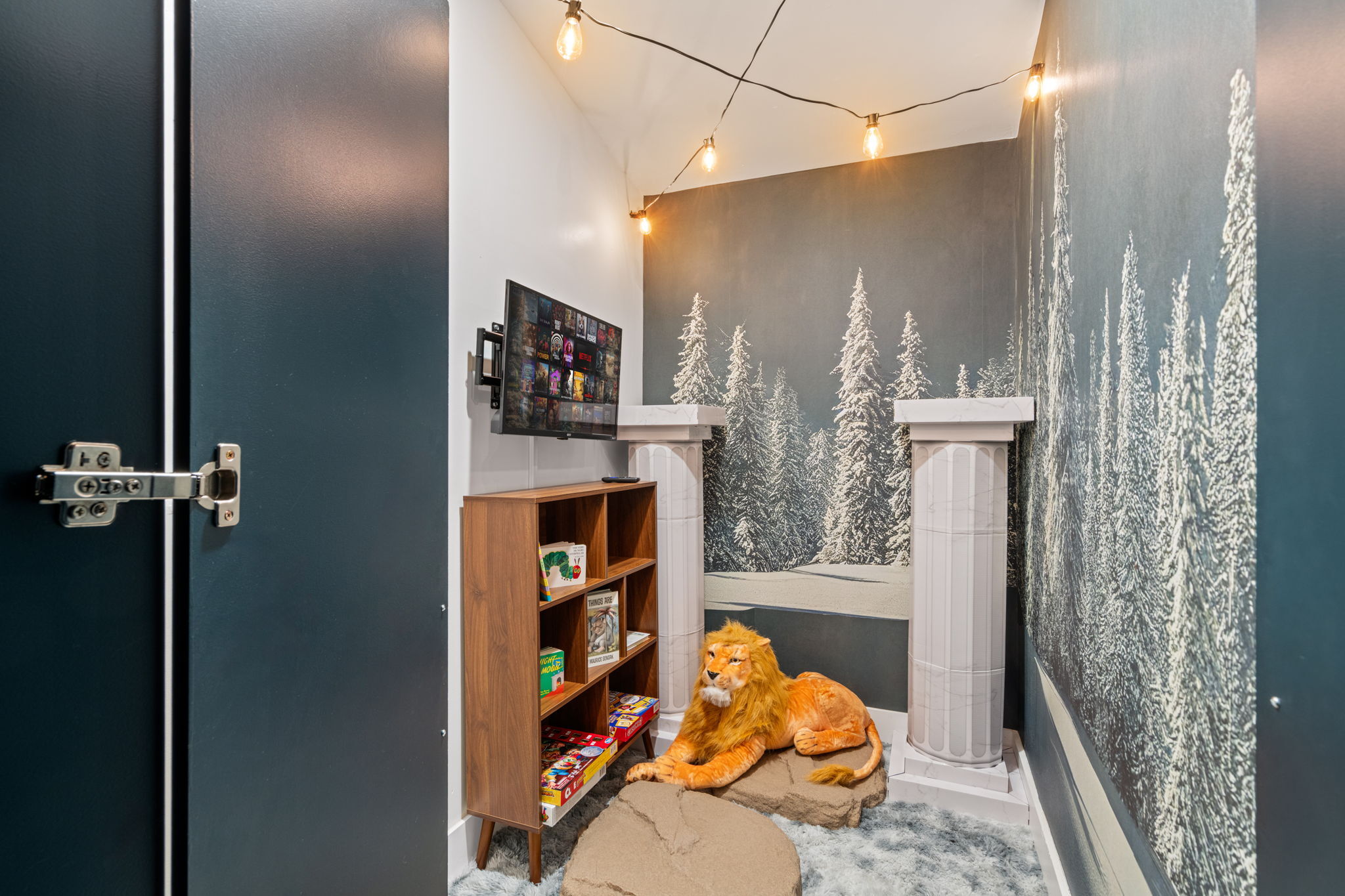 Airbnb Low Occupancy: Causes, Solutions & Tips photo