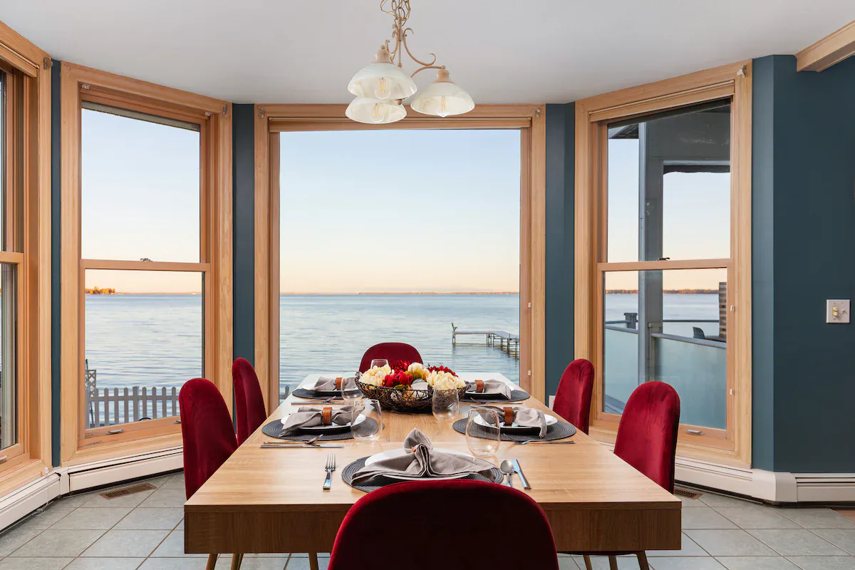 Luxury Lakefront interior and amenities, photo 20