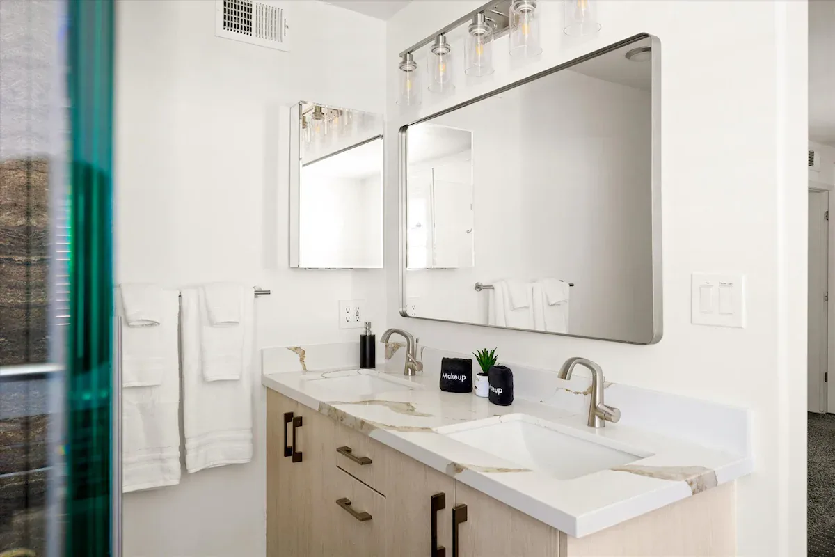 Luxury Estate interior and amenities, photo 23