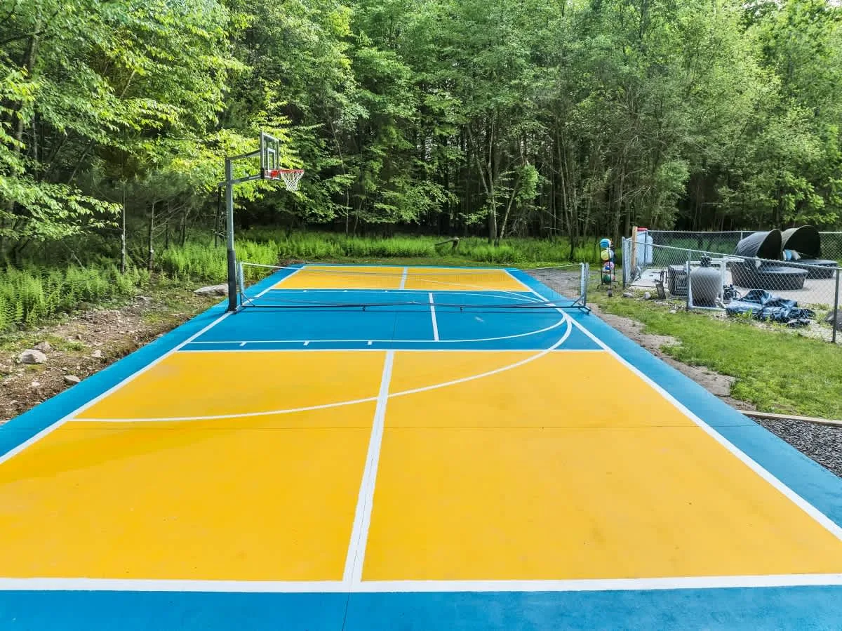 Adventure Compound interior and amenities, photo 21