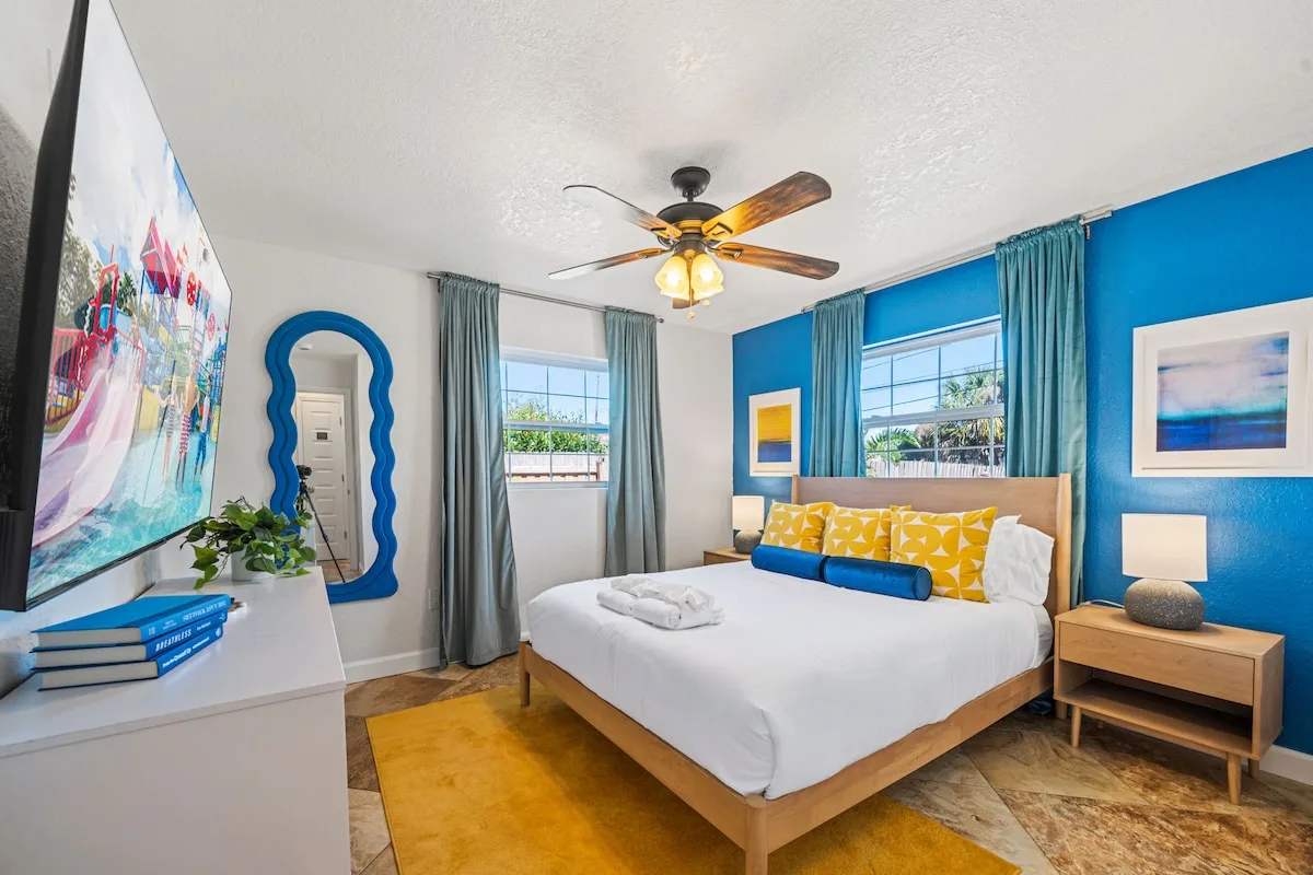 Amenity Overload interior and amenities, photo 9