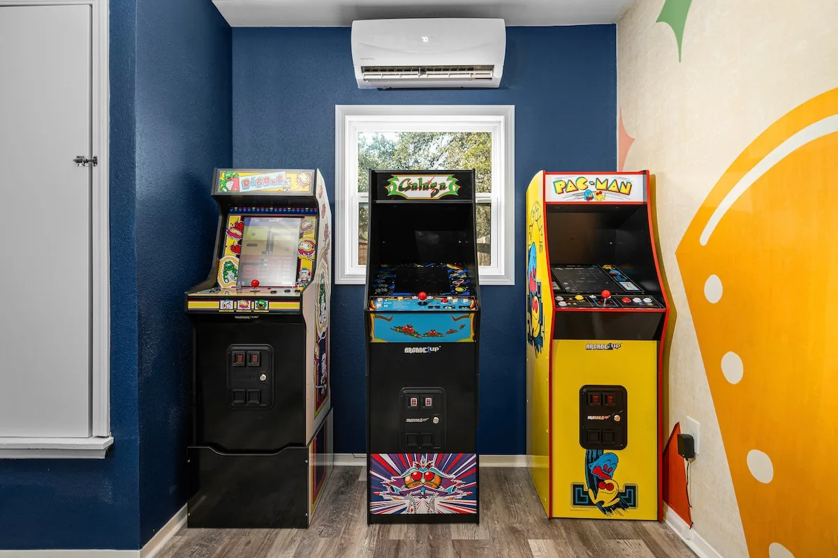 Family Retreat interior and amenities, photo 14