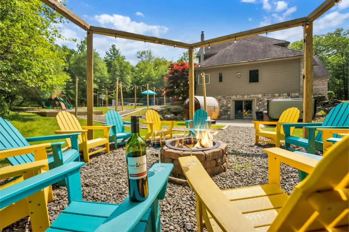 Adventure Compound interior and amenities, photo 12