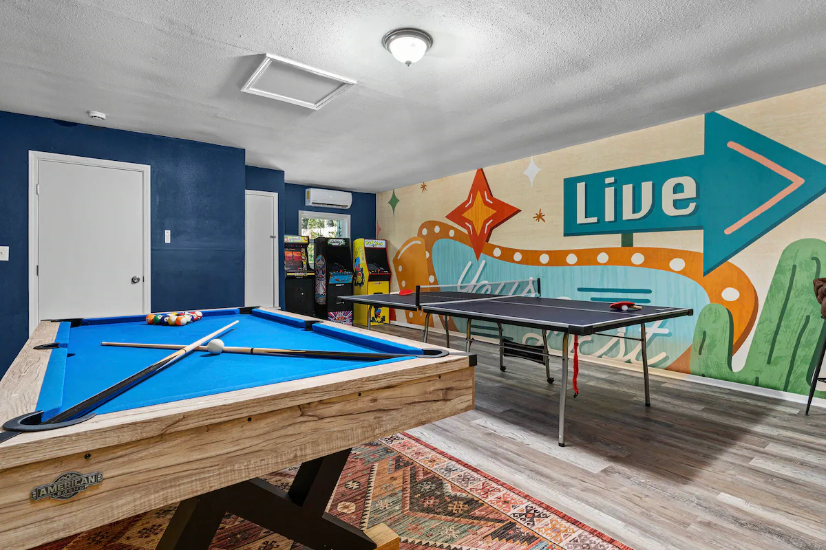 Family Retreat interior and amenities, photo 4