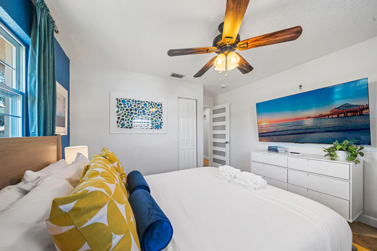 Amenity Overload interior and amenities, photo 8