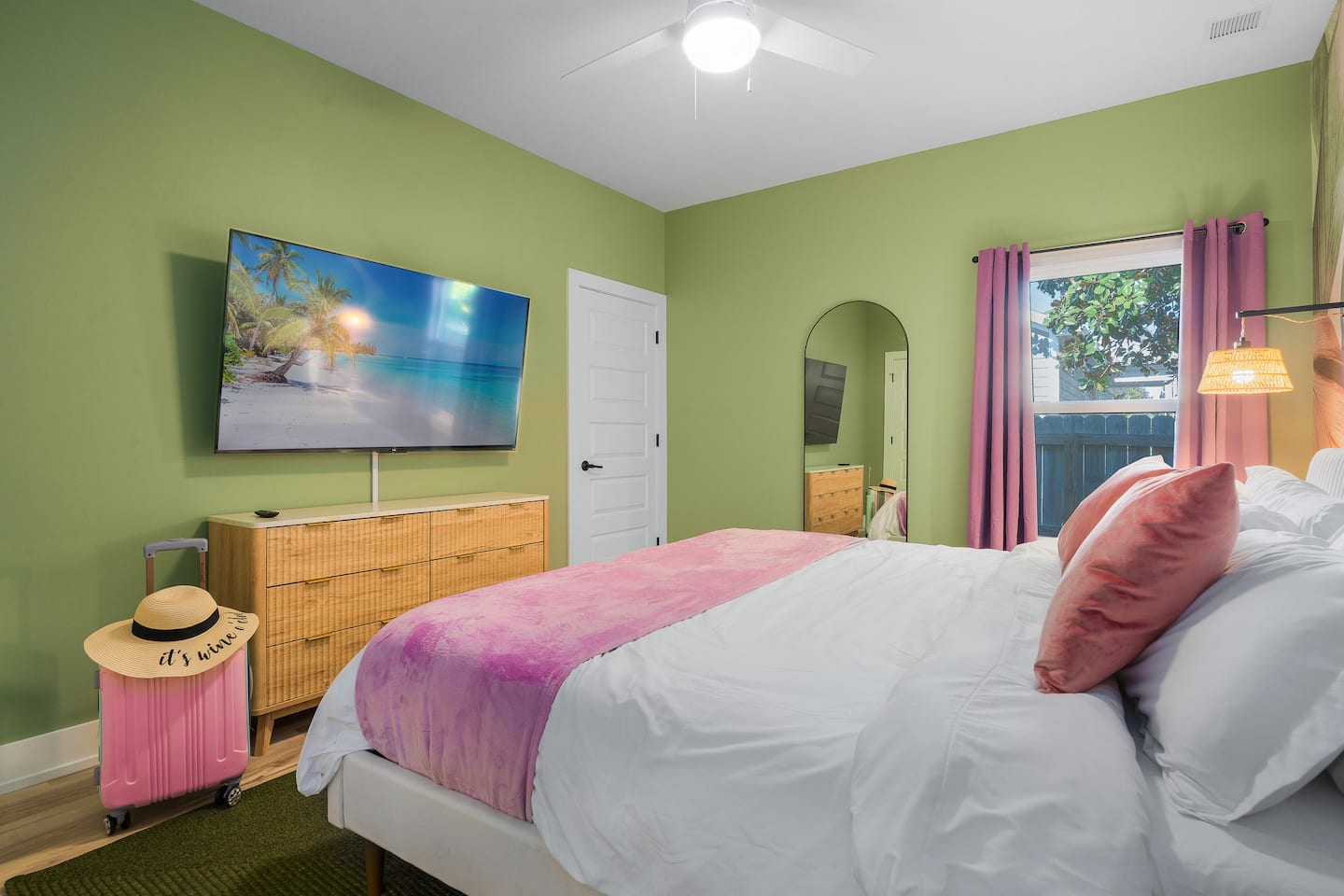 Emerald Oasis property photo 62