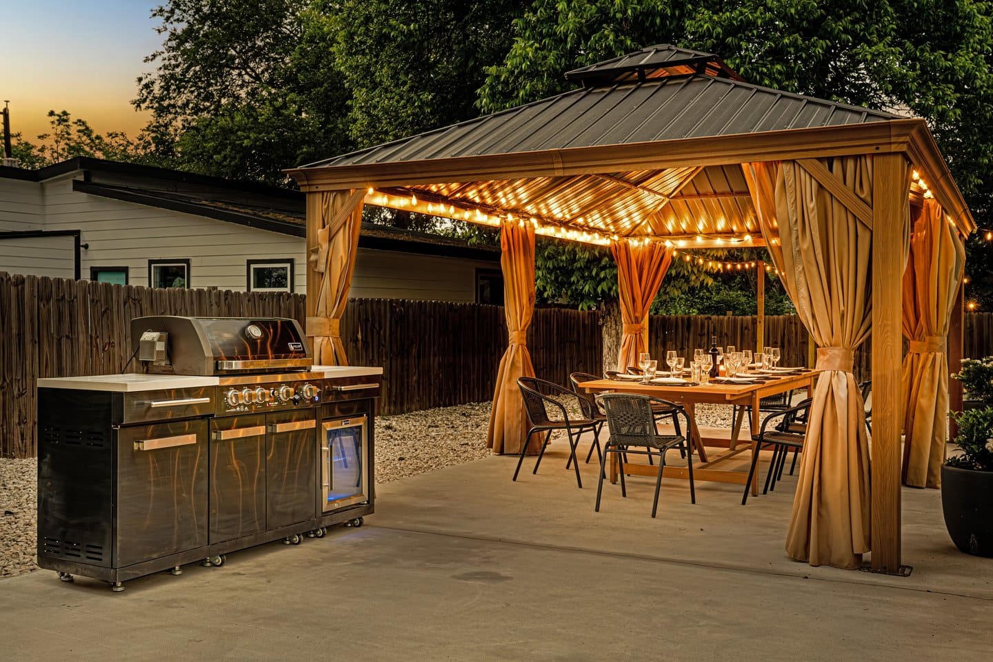 Pool and Game Retreat property photo 30