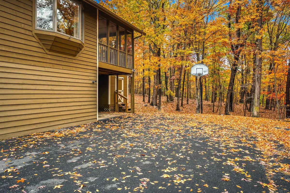 Adventure Haven interior and amenities, photo 23