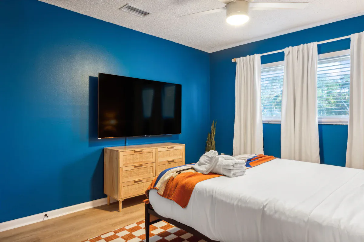 Beach Resort Home interior and amenities, photo 18