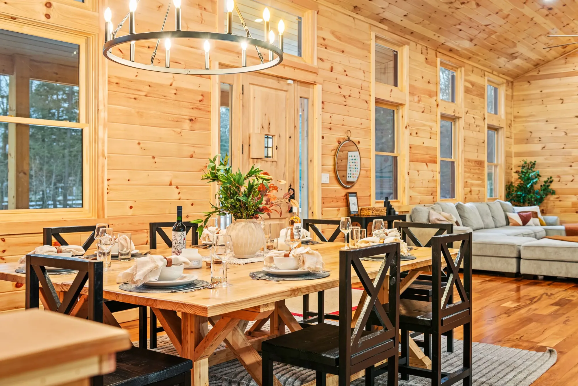 Grand Timber interior and amenities, photo 21