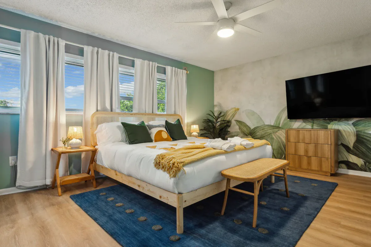 Beach Resort Home interior and amenities, photo 12