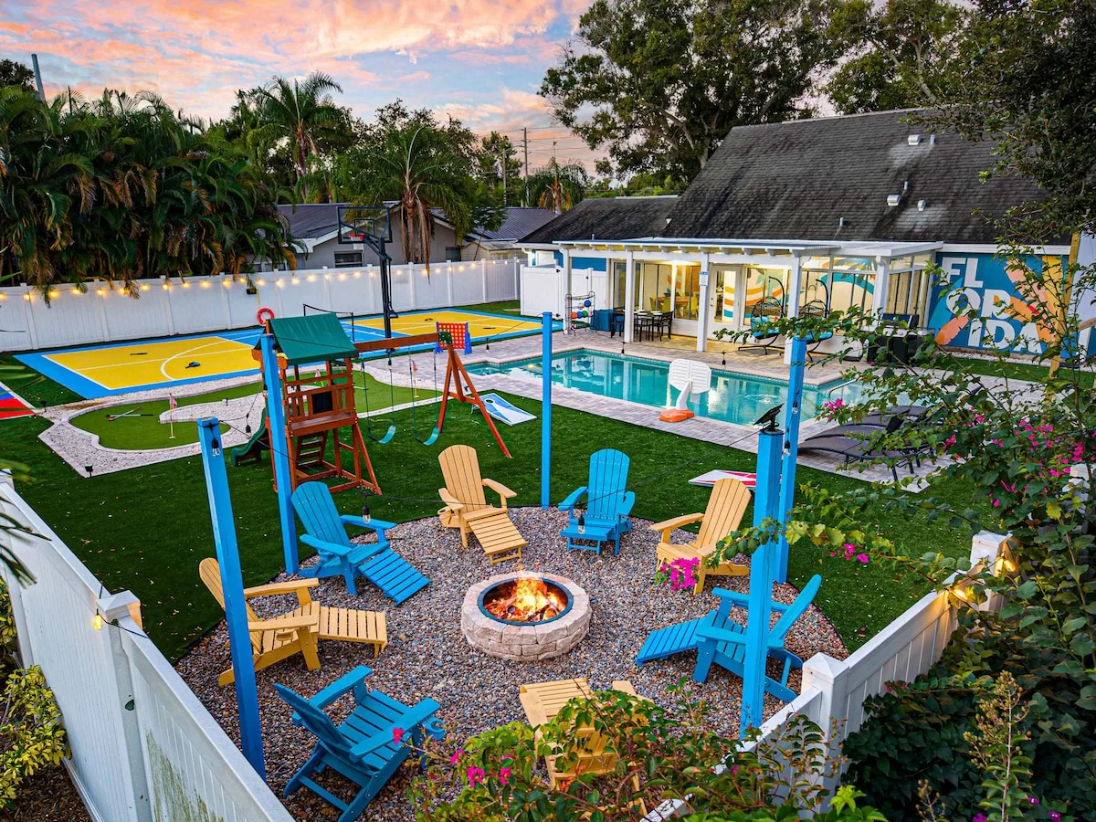 Tropical Resort Home interior and amenities, photo 18