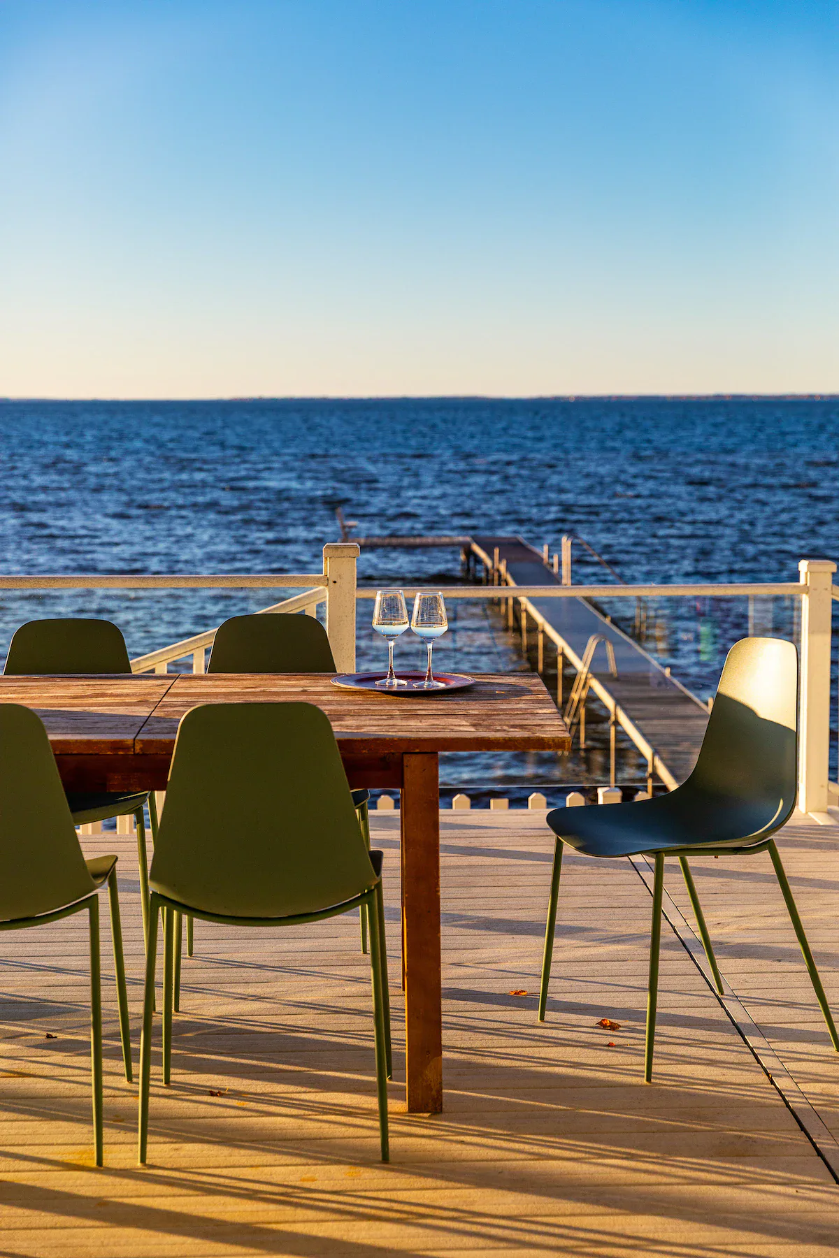 Luxury Lakefront interior and amenities, photo 9