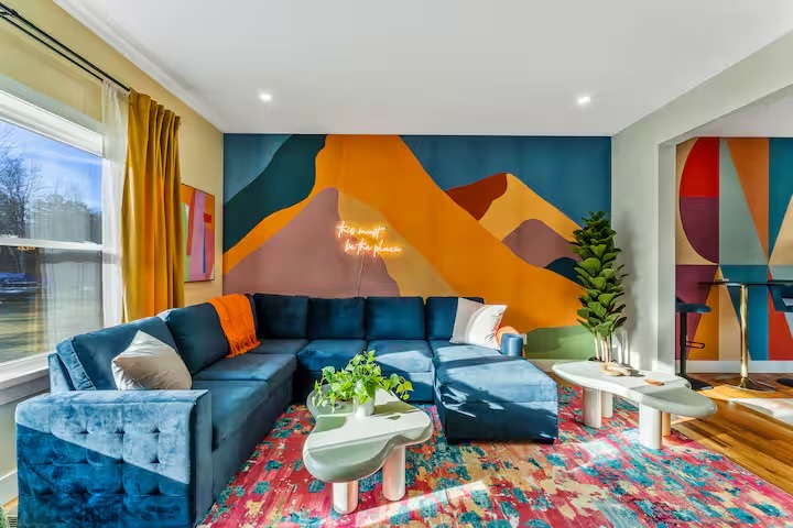 Airbnb Layout Optimization to Maximize Bookings photo