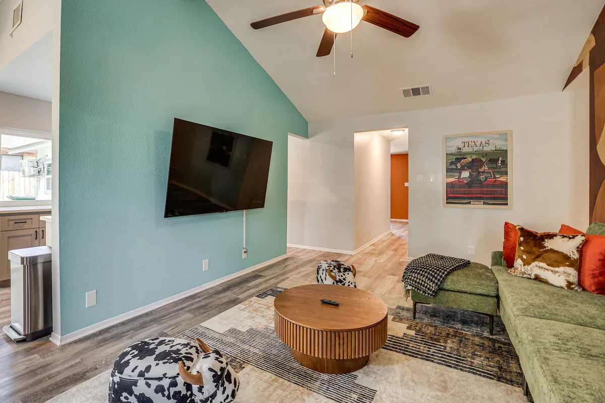 Family Retreat interior and amenities, photo 7