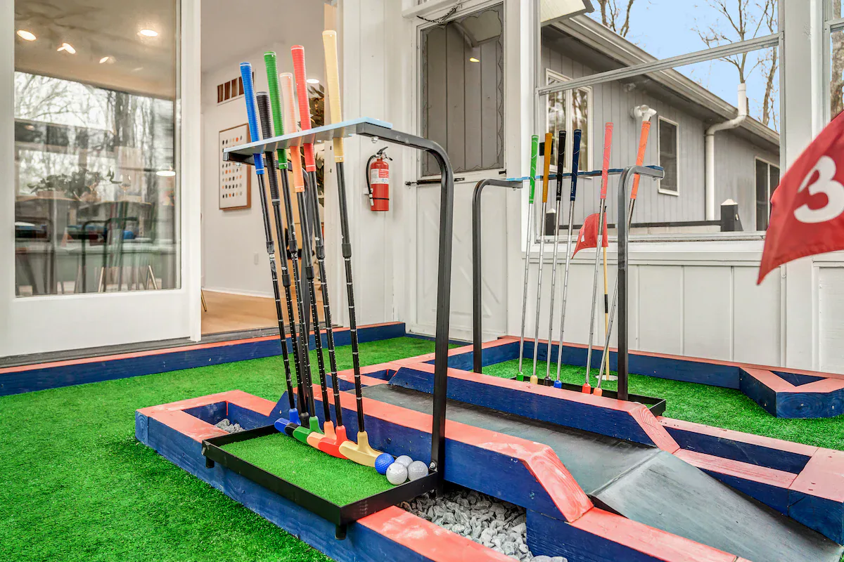 Game Heaven interior and amenities, photo 20