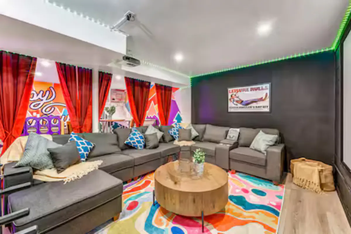 Game Heaven interior and amenities, photo 22